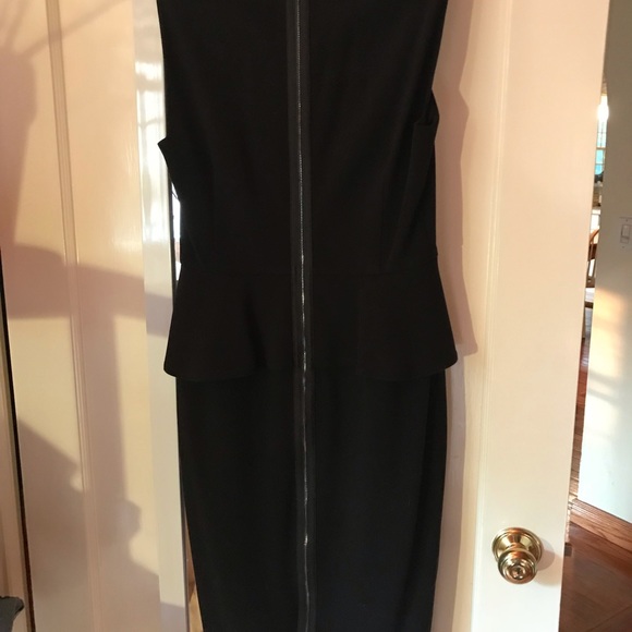 BCBG sleeveless sheath dress - Picture 6 of 6
